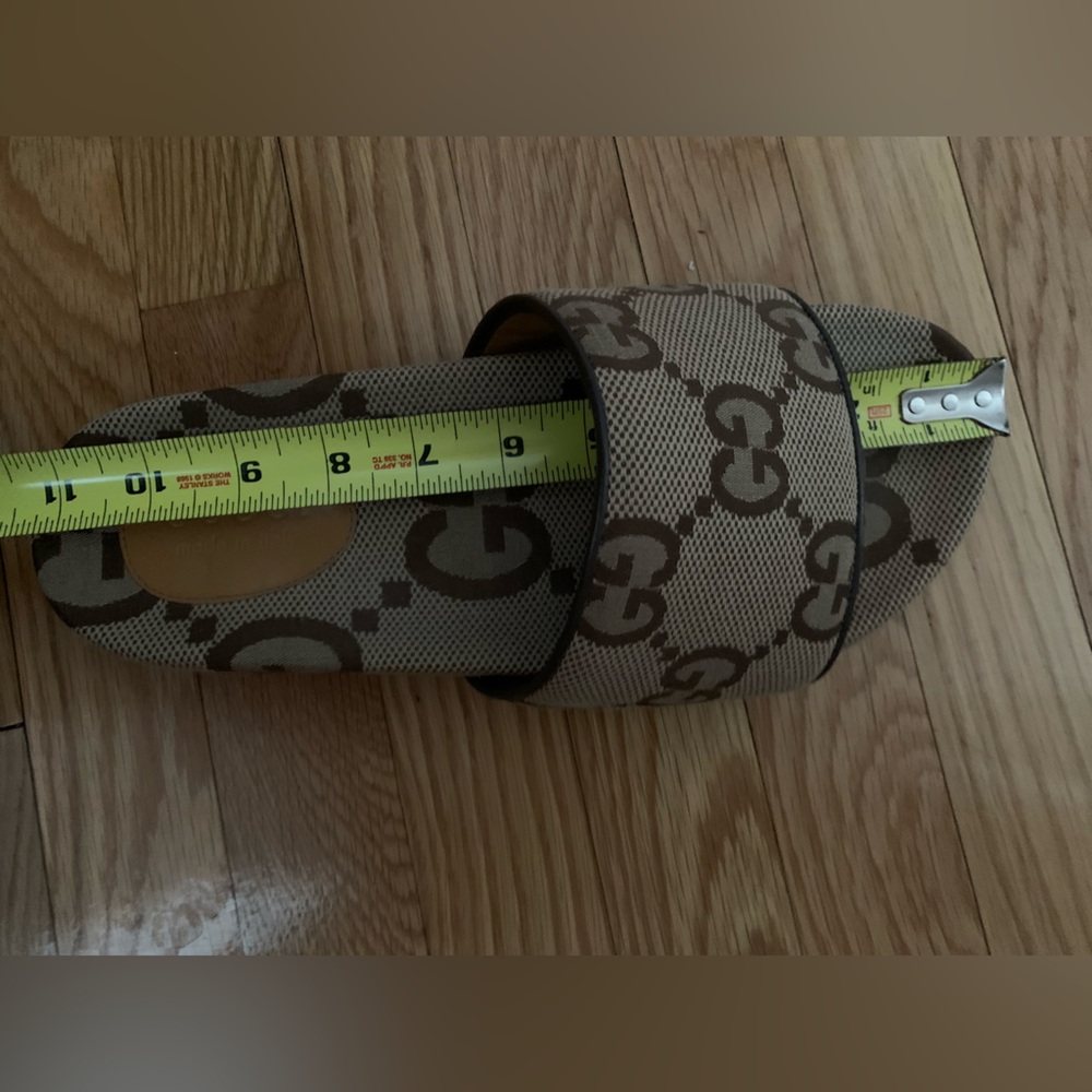 Gucci GG Canvas Slides – Size 9 - Picture 5 of 6